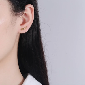 Golden 925 silver ear crawler with five gradient round beads for women
