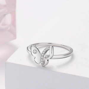 Sparkling S925 sterling silver butterfly ring with micro-pave crystals and center diamond
