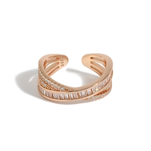 Elegant S925 sterling silver crisscross ring with cubic zirconia in rose gold finish
