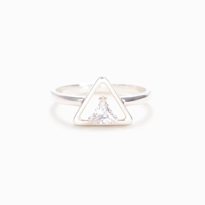 925 Sterling Silver Triangle Rhinestone Ring Minimalist Geometric Design Fashion Jewelry Electroplated Inlaid Ring For Women