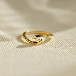 925 Sterling Silver Bypass Crossover Ring For Women Gold Plated Minimalist Round Rhinestone Inlaid Fashion Jewelry Accessory Gift