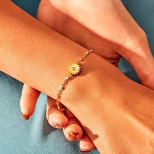 Minimalist S925 sunflower bracelet with colorful enamel beads and golden chain on model