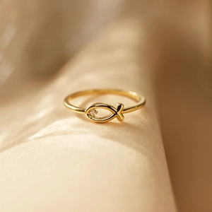 Bague Poisson de Jésus en Argent Sterling 925 Plaqué Or Symbole Ichthys Incrusté de Strass Bijoux Religieux Minimalistes pour Femmes
