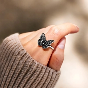 Vintage s925 silver butterfly ring for women with detailed black wings and open design