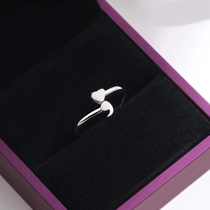 S925 Sterling Silber Semikolon Herz Ring für psychische Gesundheit in Schmuckschatulle