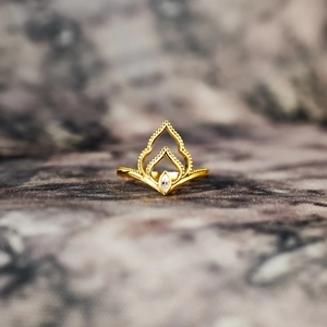 Anello bohémien in argento s925 dorato con zircone marquise e dettagli in filigrana