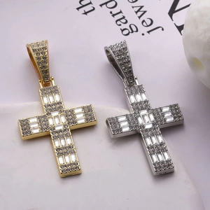 Pendentif Croix en Alliage Hip Hop Avec Strass Seul Sans Chaîne Plaqué Or Argent Luxe Pendentif Croix Bijoux pour Unisexe