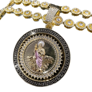 Collier avec pendentif Saint Jude religieux doré orné de zircons étincelants