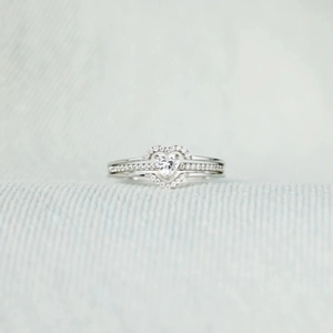 Bague Cœur en Argent Sterling 925 pour Femme avec Strass Scintillants Bagues Double Couche Minimalistes Bijoux de Mode Cadeau