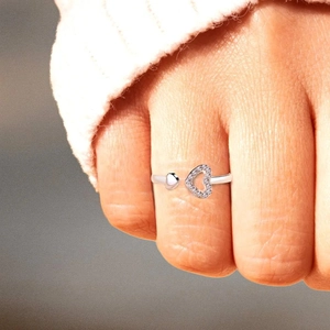 S925 sterling silver heart ring with sparkling zircon stones in an adjustable open design