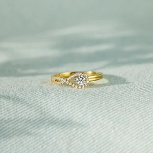 Bague Nœud de Cœur Infini en Argent Sterling 925 pour Femme Plaquée Or Incrustée de Strass Bijou de Mode Délicat Élégant