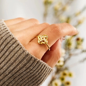 Bague trèfle minimaliste en argent sterling S925 avec zircon et finition dorée élégante