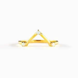 Minimalist V-shaped S925 sterling silver ring with three sparkling round opal stones