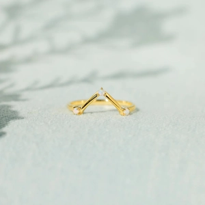 S925 Sterling Silver V-Line Ring For Women Minimalist Gold Plated Geometric Fashion Artificial Opal Sparkling Finger Ring Jewelry Gift