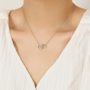 Minimalist S925 sterling silver interlocking double ring necklace with zircon pavé