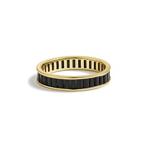 Detailed macro view of S925 silver ring featuring rectangular black zircon stones