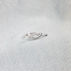 S925 Silver Knot Crossing Leaf Ring For Women Minimalist Rhinestone Finger Ring Jewelry Fashion Accessory Party Gift