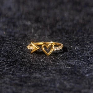 Minimalist S925 sterling silver golden open heart arrow ring with micro-pave crystals