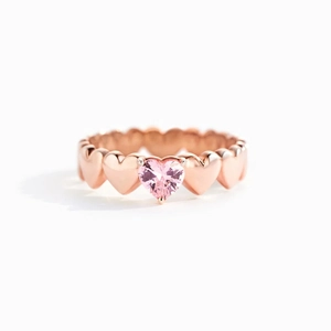 Bague élégante en argent S925 avec une pierre de cœur rose et un anneau à maillons cœurs