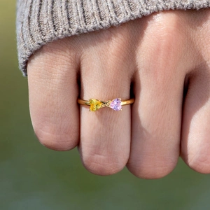 Bague double cœur en argent S925 avec pierres de naissance jaunes et violettes dorées