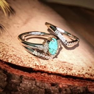 S925 sterling silver herringbone ring set featuring turquoise and cubic zirconia stones