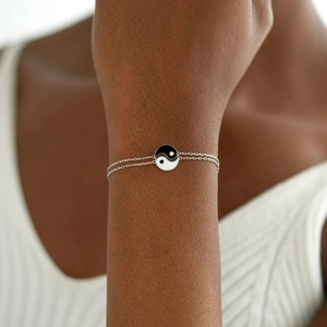 Bracelet minimaliste en argent sterling s925 avec breloque yin yang pour femme au style chic