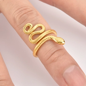 Minimalist S925 sterling silver snake ring with textured scales in polished gold finish
