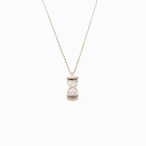 Collier Pendentif Sablier en Argent Sterling 925 pour Femmes Mode Simple Chaîne de Clavicule en Strass Bijoux Cadeau Élégant