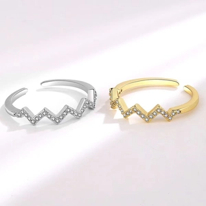 Minimalist S925 sterling silver heartbeat wave rings with zircon in silver and gold finish