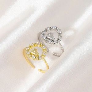Bague ajustable en argent S925 avec cercle en zircon pavé et breloque coeur sur soie