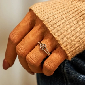 S925 sterling silver interlocking double heart ring with pavé cubic zirconia