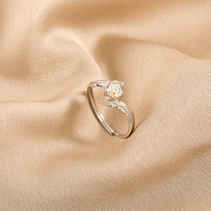 S925 sterling silver open ring with feather texture and aurora star gemstone