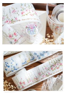 Vista de detalle de cinta adhesiva washi con diseños botánicos florales en acuarela