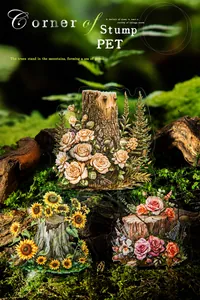 Makro-Detail von Vintage-PET-Aufklebern mit Blumen und Baumstumpf für DIY-Tagebücher