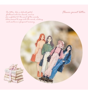 Detail von vier Anime-Mädchen PET-Stickern mit Metallklammern für DIY Journaling