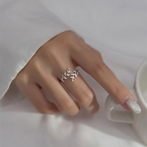 Adjustable S925 sterling silver olive branch leaf ring with sparkling white zircons