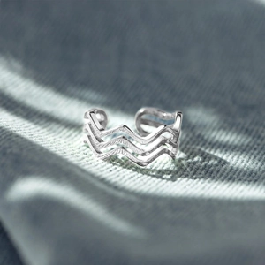 Bague ouverte en argent sterling s925 à triple vague au design minimaliste poli