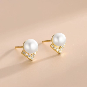 Elegant Artificial Pearl Stud Earrings With 925 Sterling Silver Earring Post V-Shape Chevron Zircon Fashion Jewelry For Women