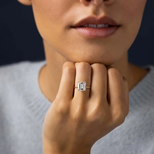 S925 sterling silver ring with emerald-cut zircon on hand, elegant minimalist style