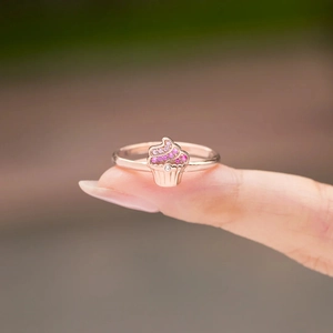 Bague cupcake créative en argent s925 avec zircons roses et finition or rose pour femme