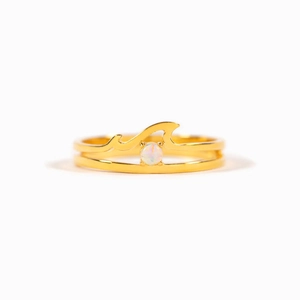 Minimalist double layer gold wave ring with iridescent opal gemstone for women
