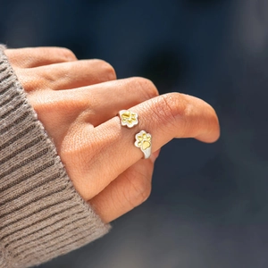 Minimalist S925 sterling silver adjustable ring with cute golden paw print design