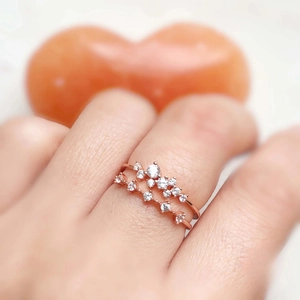 Elegant s925 silver stacked rose gold rings with sparkling cubic zirconia clusters