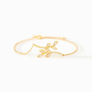 Elegant gold plated s925 silver leaf bracelet with sparkling marquise cut cubic zirconia