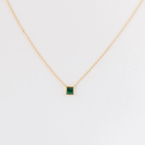 Minimalist S925 sterling silver necklace with square malachite green pendant on gold chain