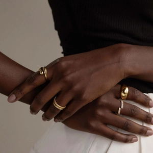 Minimalist s925 silver plated gold ring set with zircon and twisted texture designs