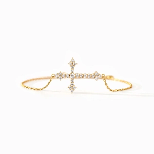 Élégant bracelet croix en argent sterling S925 plaqué or avec des pierres en zircone