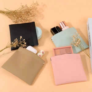 Portable PU leather cosmetic bag with automatic closing and multi-color storage options