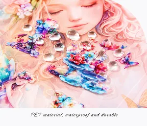 Vue macro d'autocollants PET étanches avec d'élégantes illustrations de fleurs et de filles