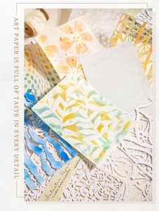 Dettagli in pizzo tagliato al laser e carta floreale testurizzata per scrapbooking DIY